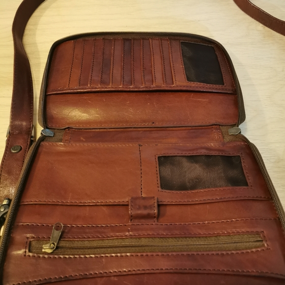 Mancini hand bag - Picture 5 of 9